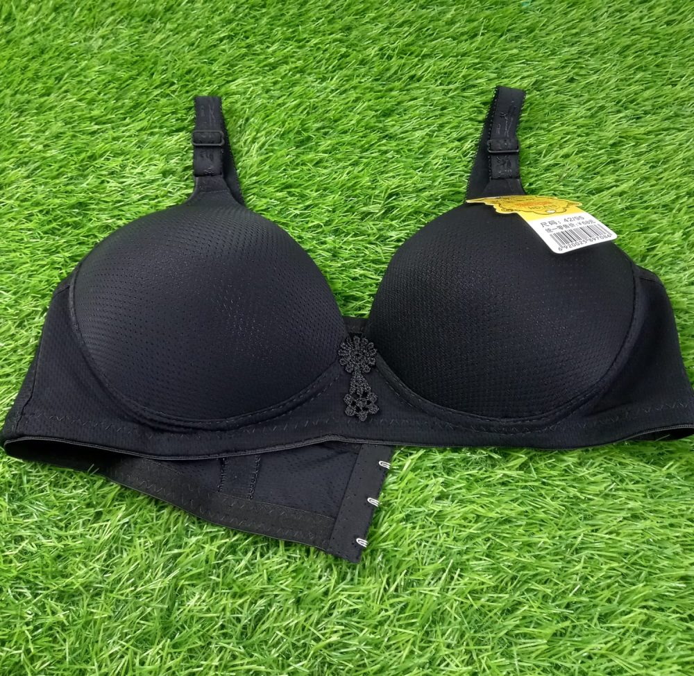 Imported Soft Padded Wireless Bra - Image 2